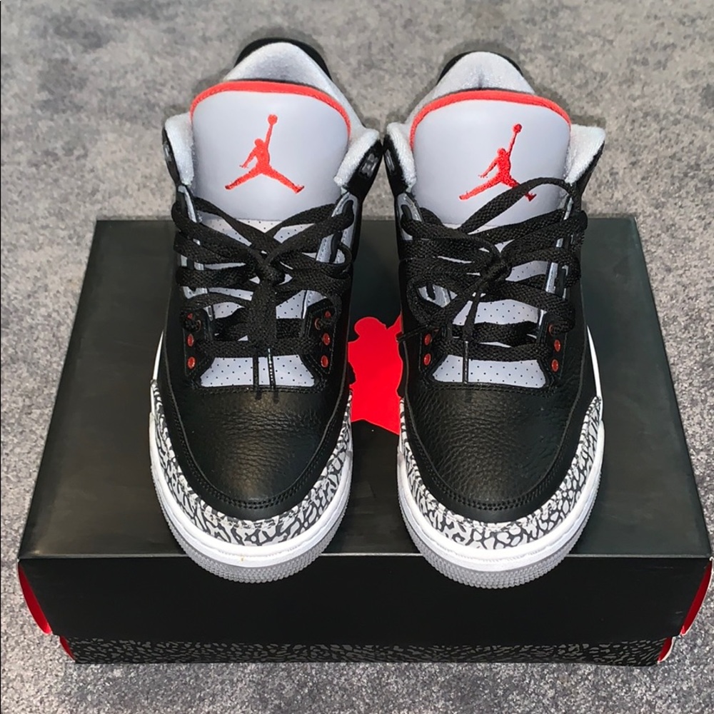Jordan Retro 3 “Cement”